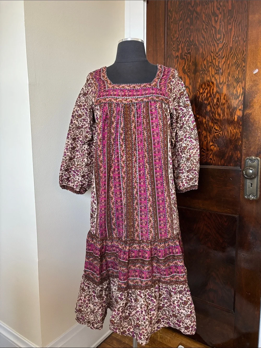 1970s Vintage Bohemian Floral Pink and Brown Midi Dress Kaiser 100% Cotton Flowy - Picture 1 of 11